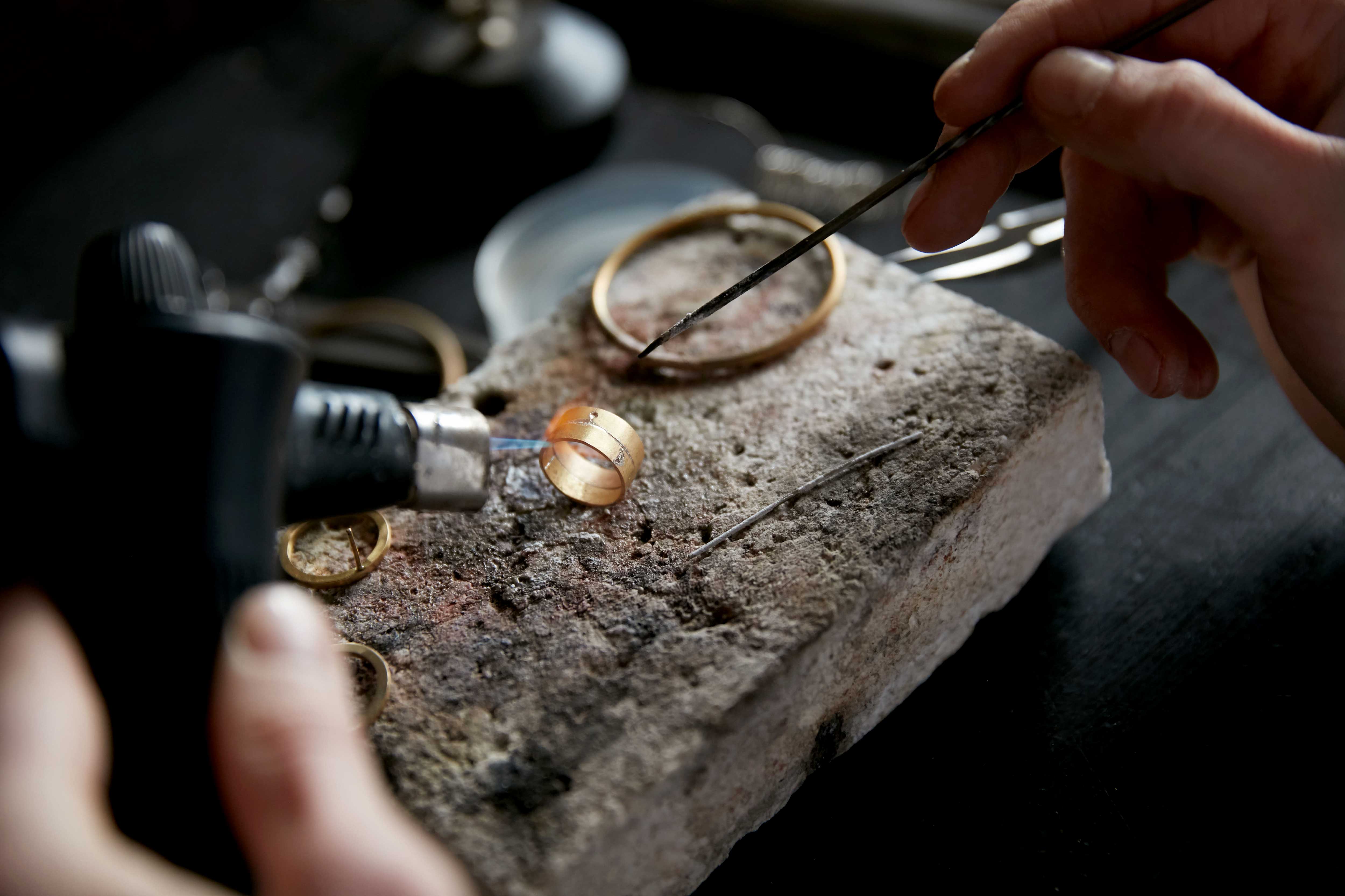 Shaping Gold Ring